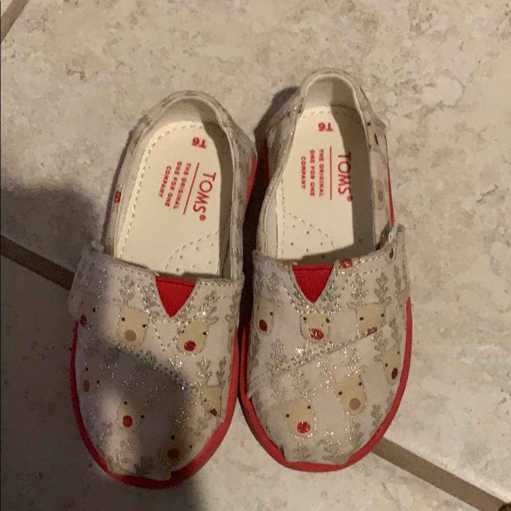 Toms Christmas shoes